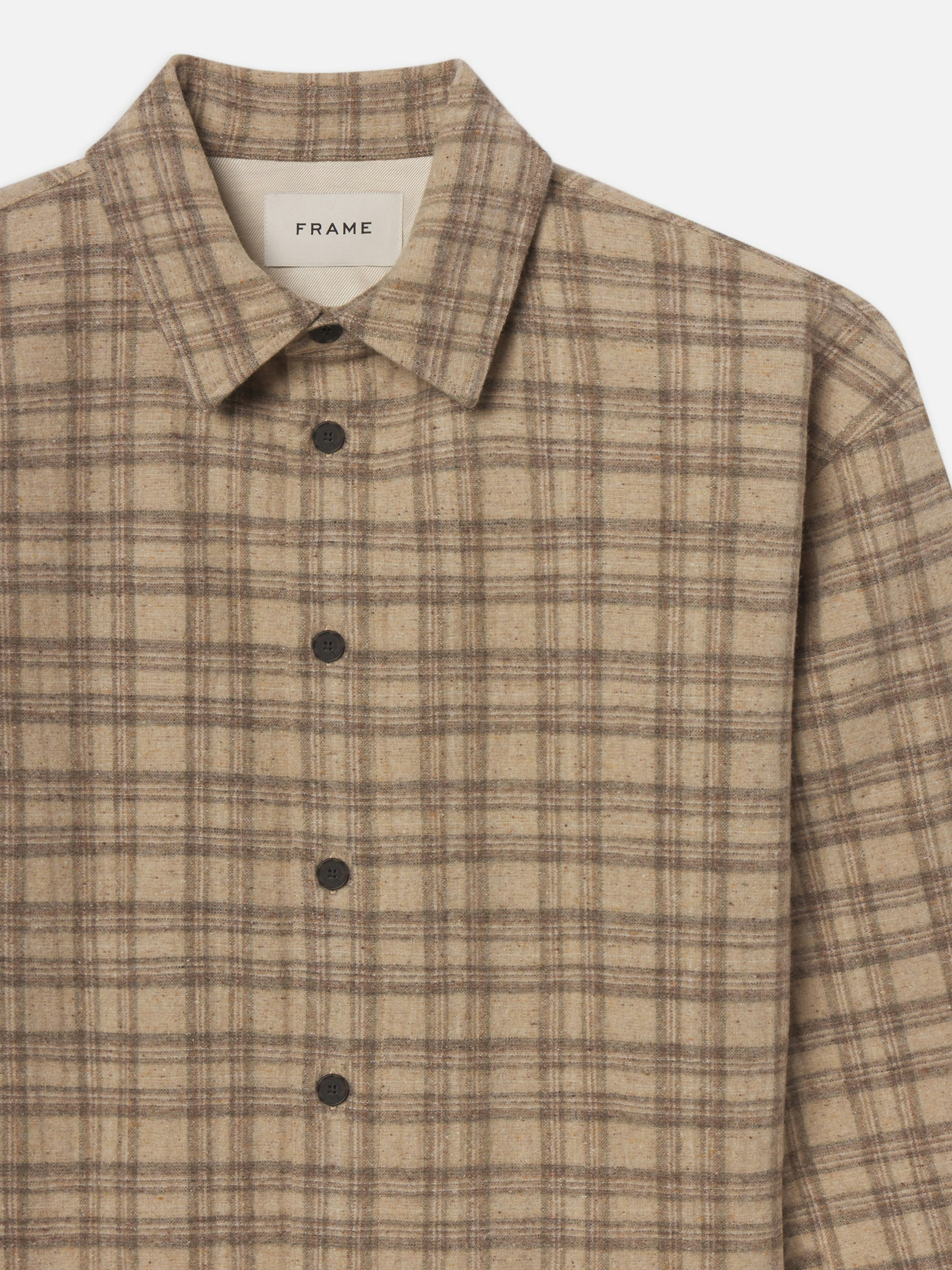 shirt front detail packshot image alt:size alt:fit1